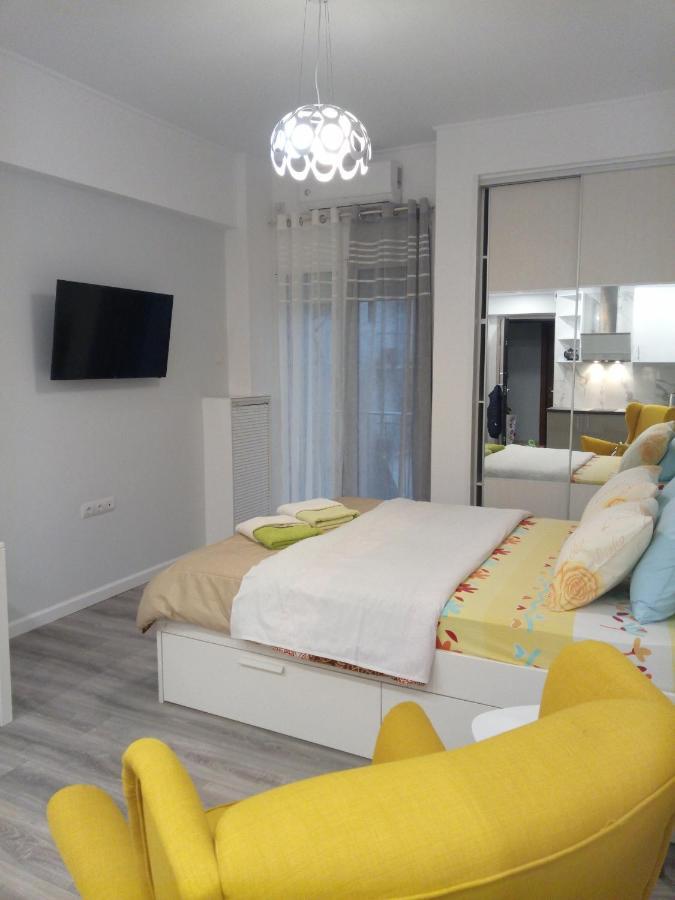 Cozy Studio Near Victoria Metro Station Athens Exterior photo