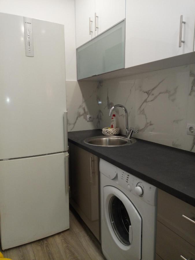 Cozy Studio Near Victoria Metro Station Athens Exterior photo